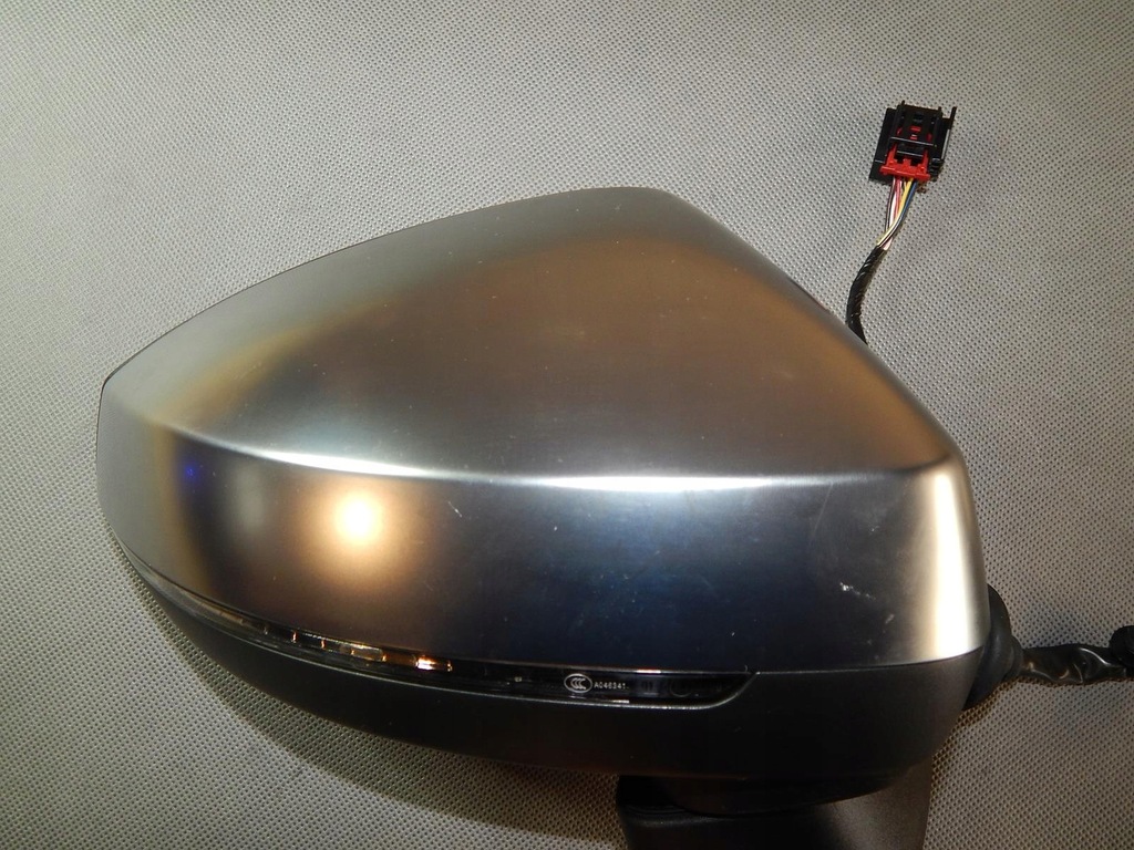 фото №7, Audi s3 8v зеркало правое 6 pin