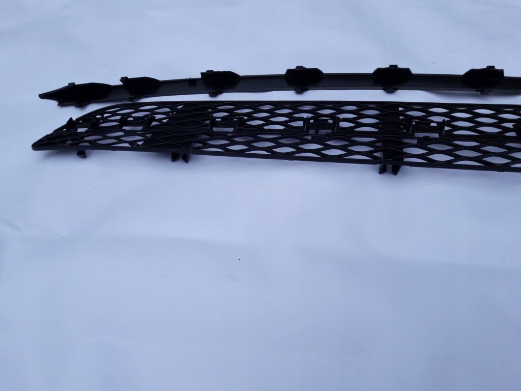 Купить Решётка радиатора бампера mercedes e w211 02-06 środ + молдинг