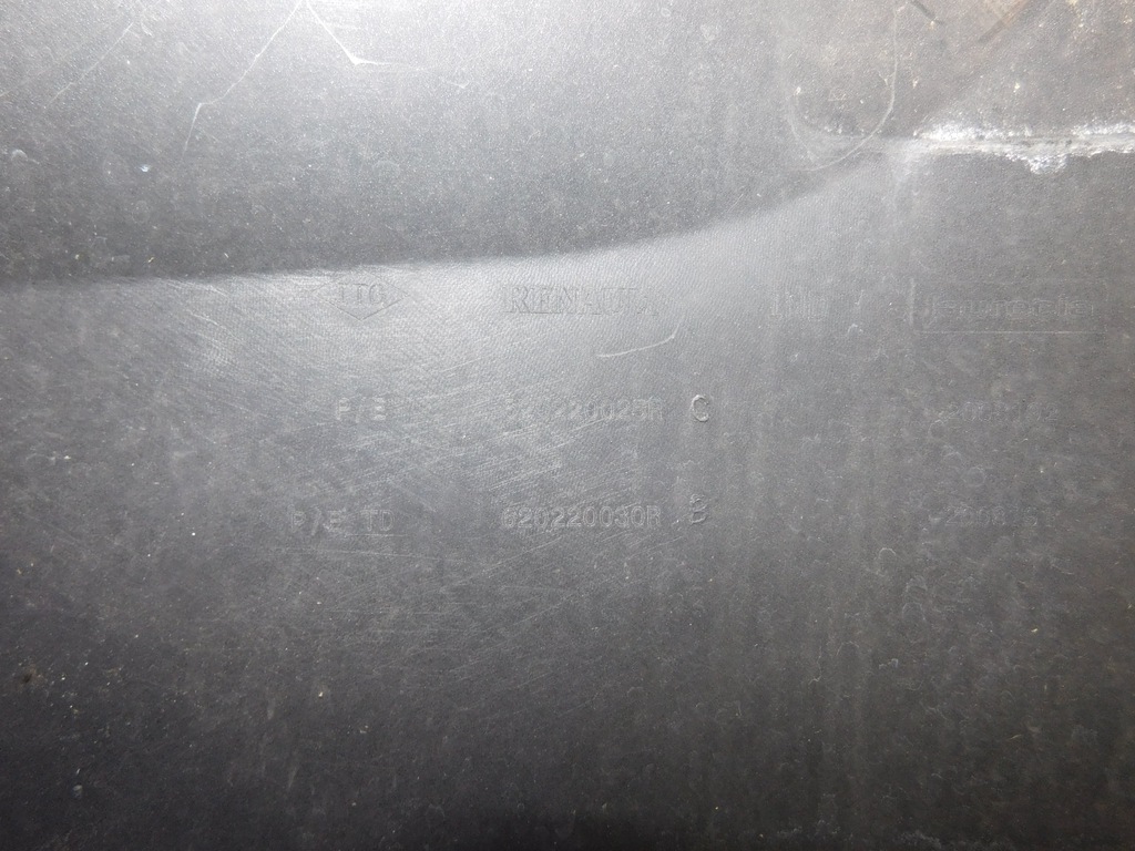 фото №7, Dacia duster бампер передний перед