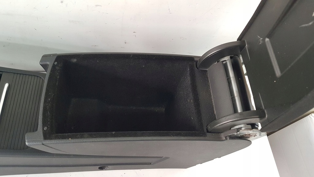 фото №7, Туннель средний vw passat b6 подлокотник