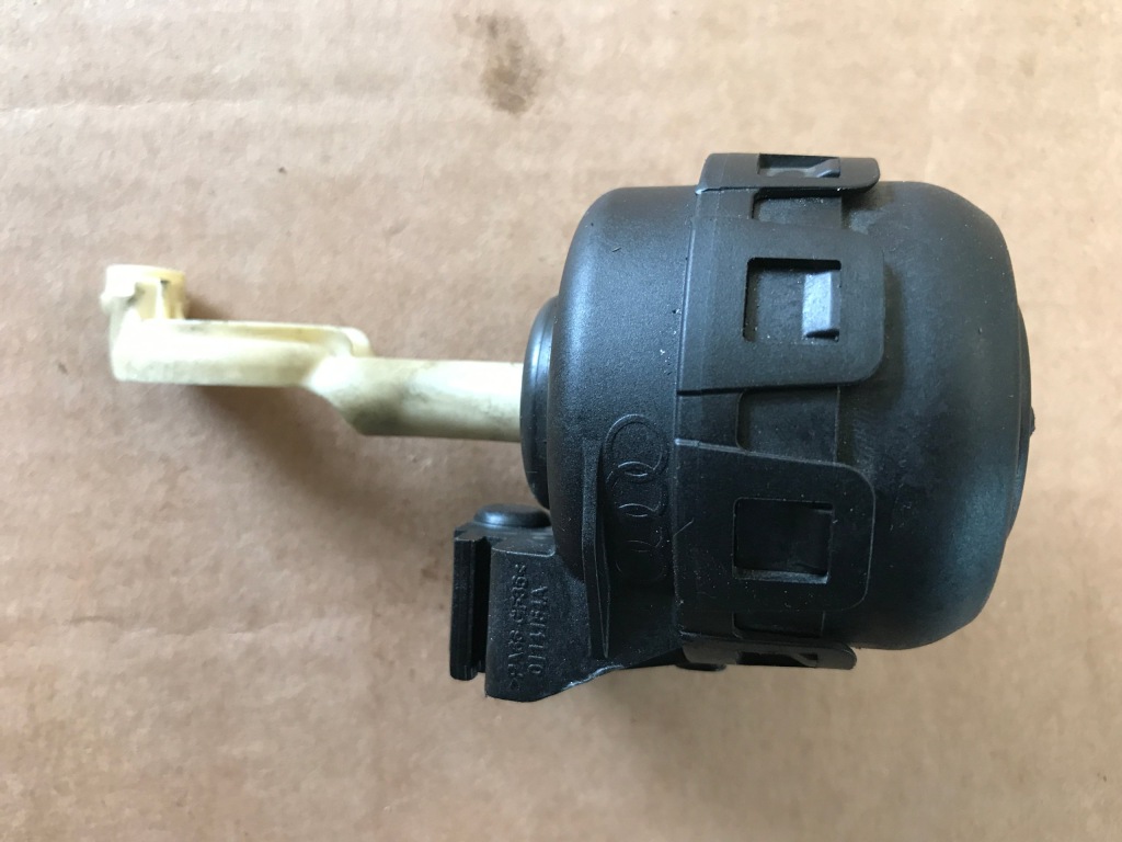 фото №1, Клапан регулювальний audi q5 059121737aj