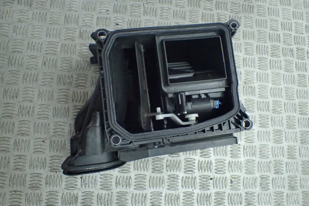 фото №1, Audi r8 420 вентилятор вентилятор обдув повітропровід