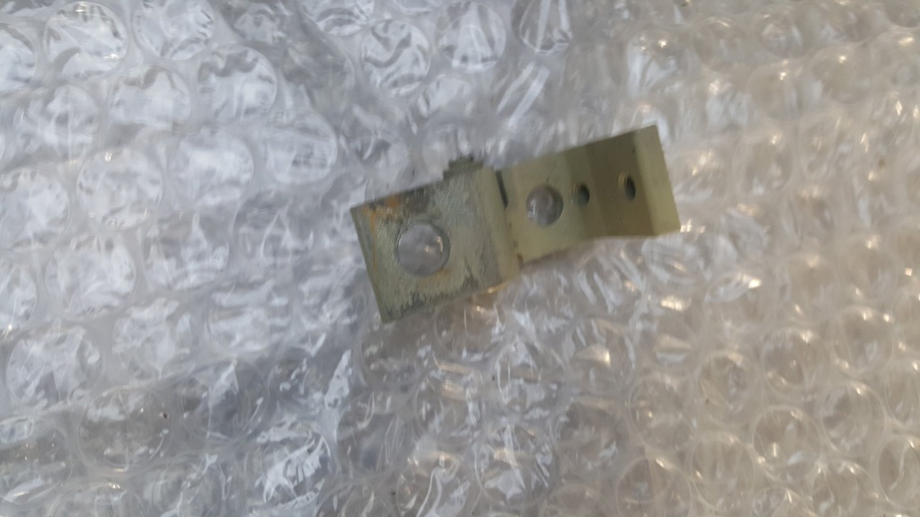 фото №1, Octavia ii петля двері правий верхній новий oem