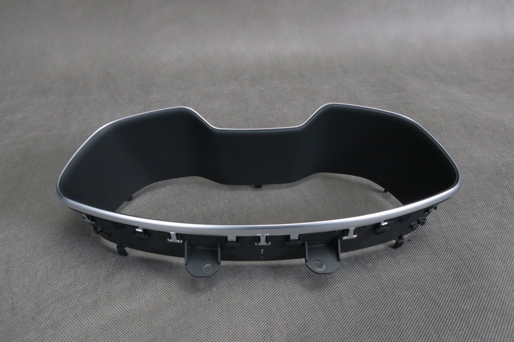 Audi tt 8s рамка корпус спидометра 8s0857115 с Разборки