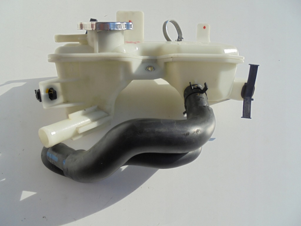 фото №7, Mazda 3 iii бачок расширительный s55115730 17r