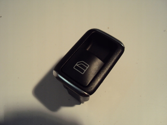 фото №1, Вимикач вікон mercedes c-klasa w204 coupe