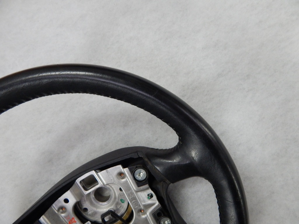 фото №6, Audi a3 - повітропровід 4-спицевий шкіра