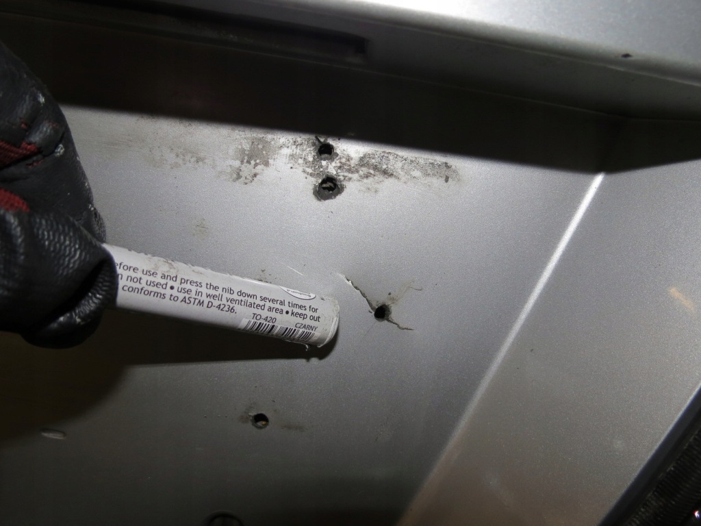 Купить Suzuki liana 01-07 крышка багажника задняя с стекло - без оснащения