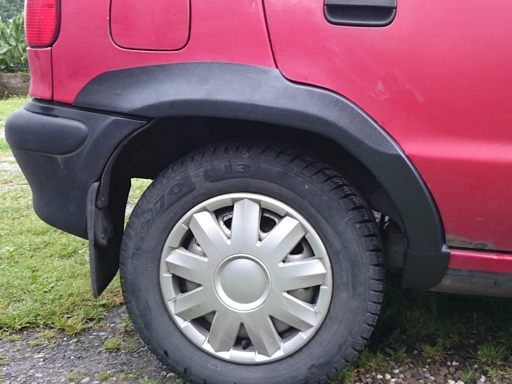 фото №6, Накладки крила крила audi a4 b5 sedan 4szt.