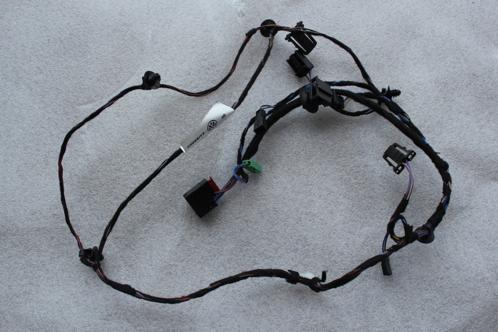 Купить Жгут дверь задняя правый vw passat b8 3g0971690