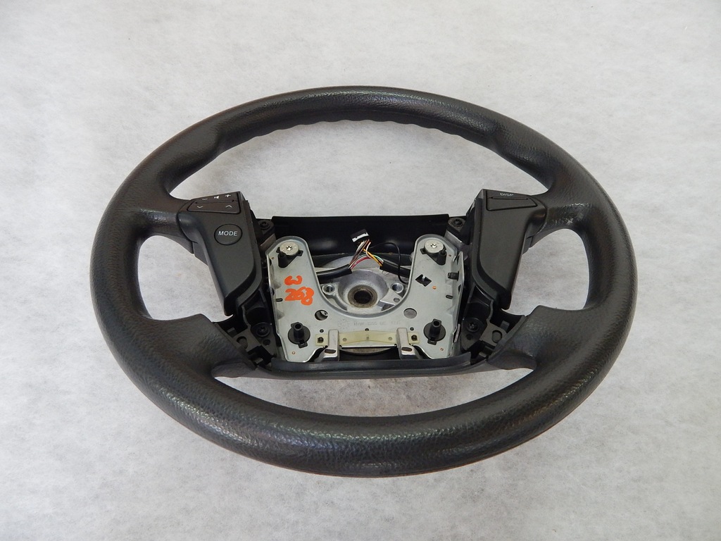 фото №7, Toyota avensis ii lift - воздуховод multi ładna