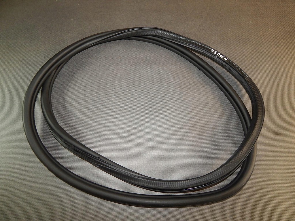 фото №1, Vw golf vii прокладка двері правий перед 5g4867912