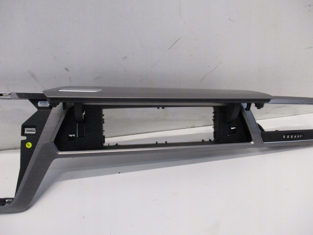 фото №4, Молдинг консолі vw touran 5ta 5tc858415c