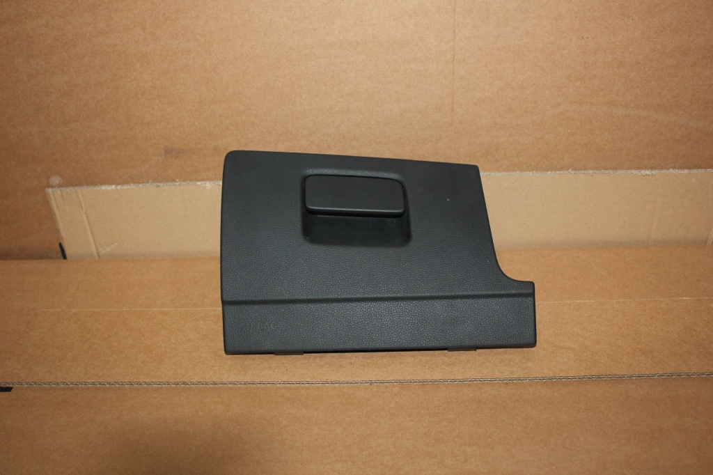 фото №1, Бардачок водителя vw passat b8 3g1857097 оригинал