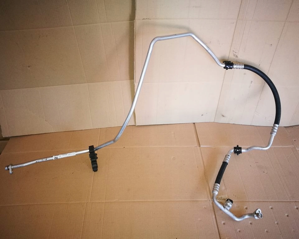 фото №1, Шланг кондиционера smart forfour 924904561r