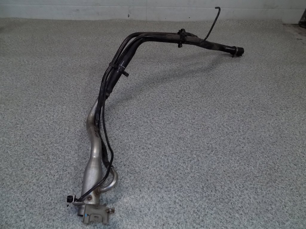 фото №1, Land rover discovery iv 15 3.0d шланг трубка труба