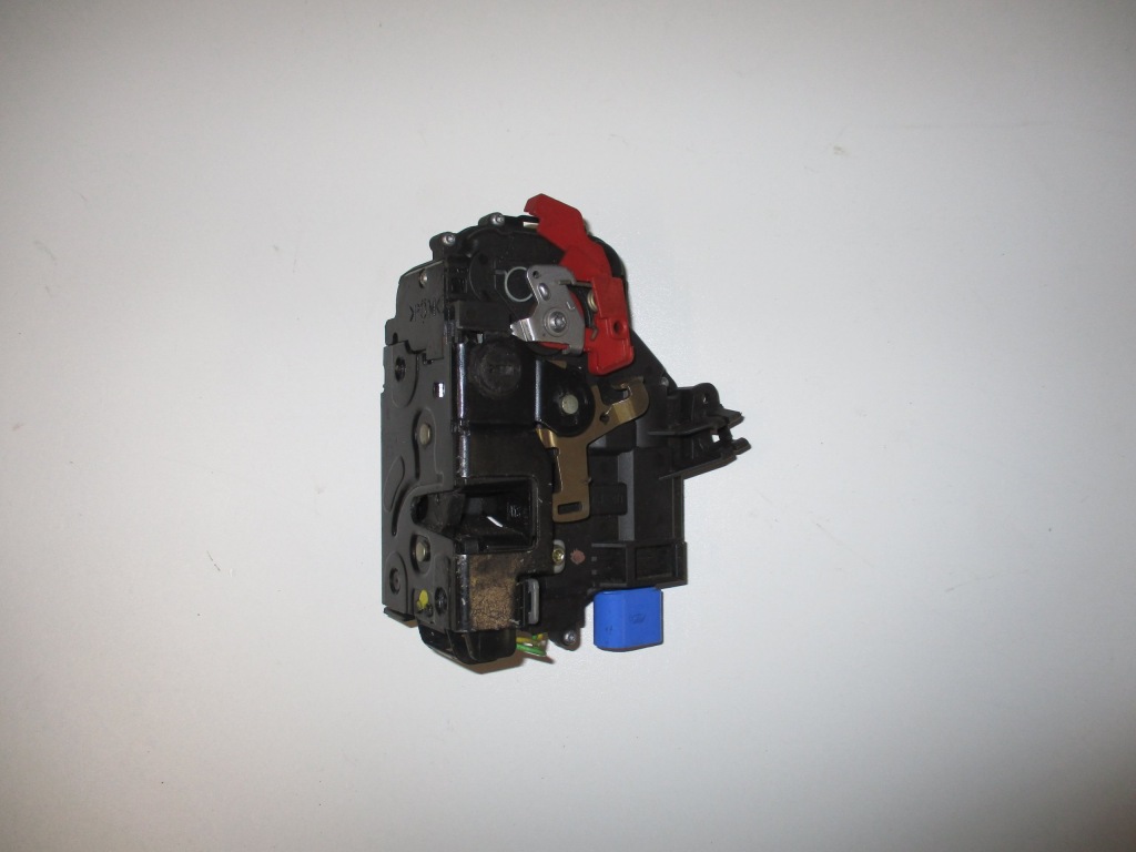 фото №1, Skoda octavia ii замок дверь левый задняя 7l0839015