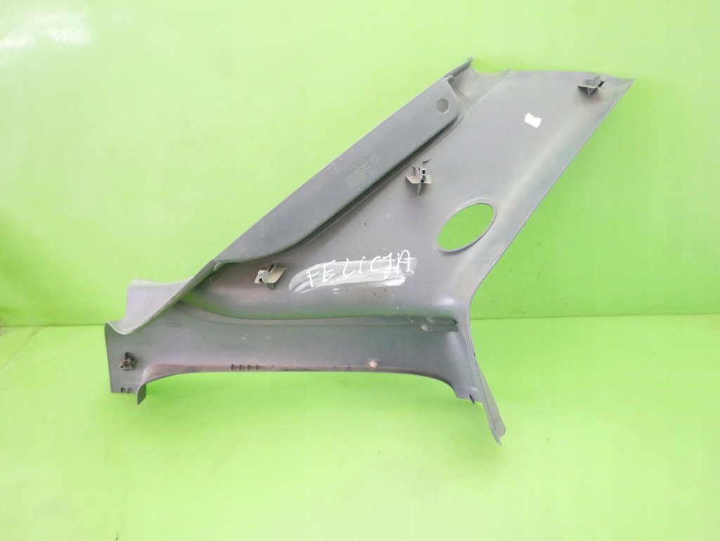 фото №5, Кронштейн полка багажника правое skoda felicia 5d