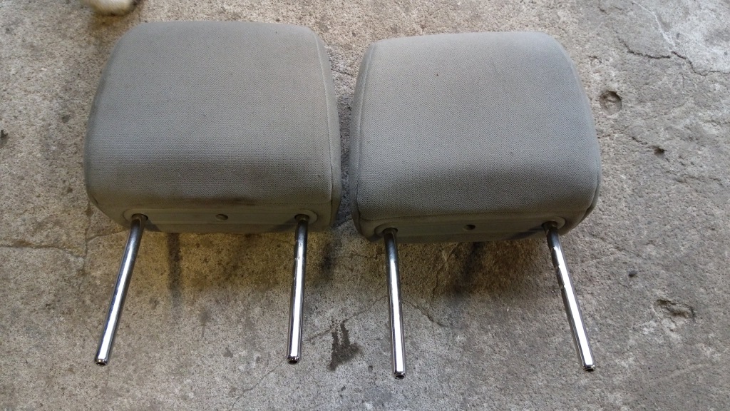 фото №1, Mazda 5 05-10 подголовник сиденье перед p l l