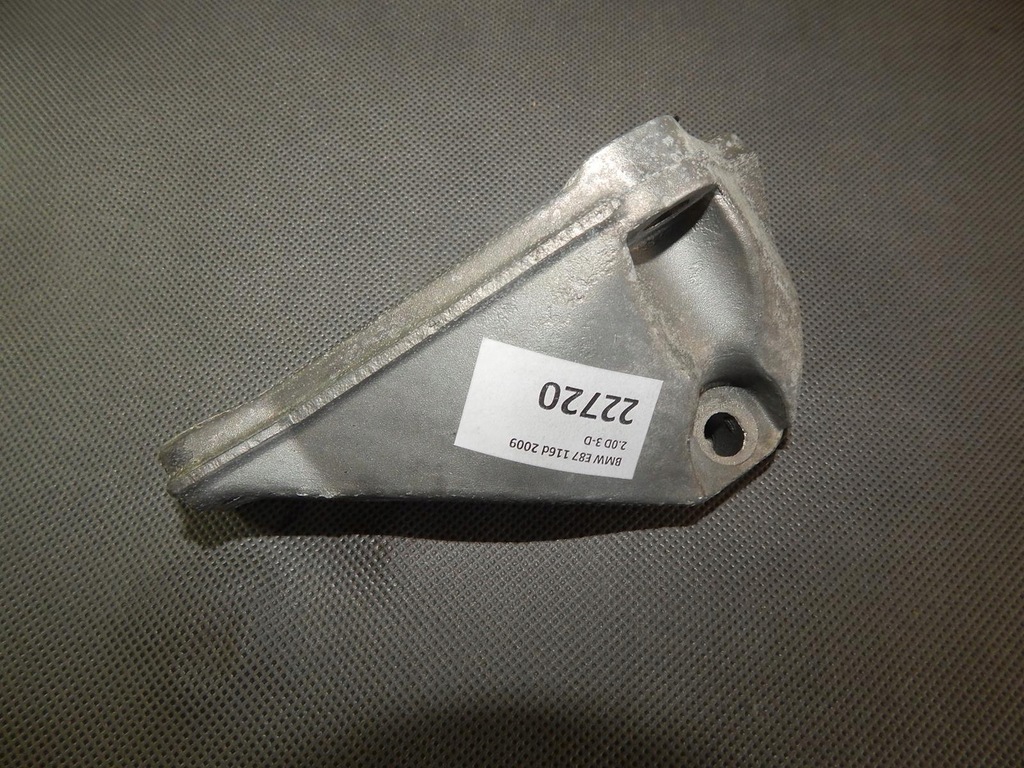 фото №1, Bmw 1 e-87 кронштейн кронштейн насоса 7804376