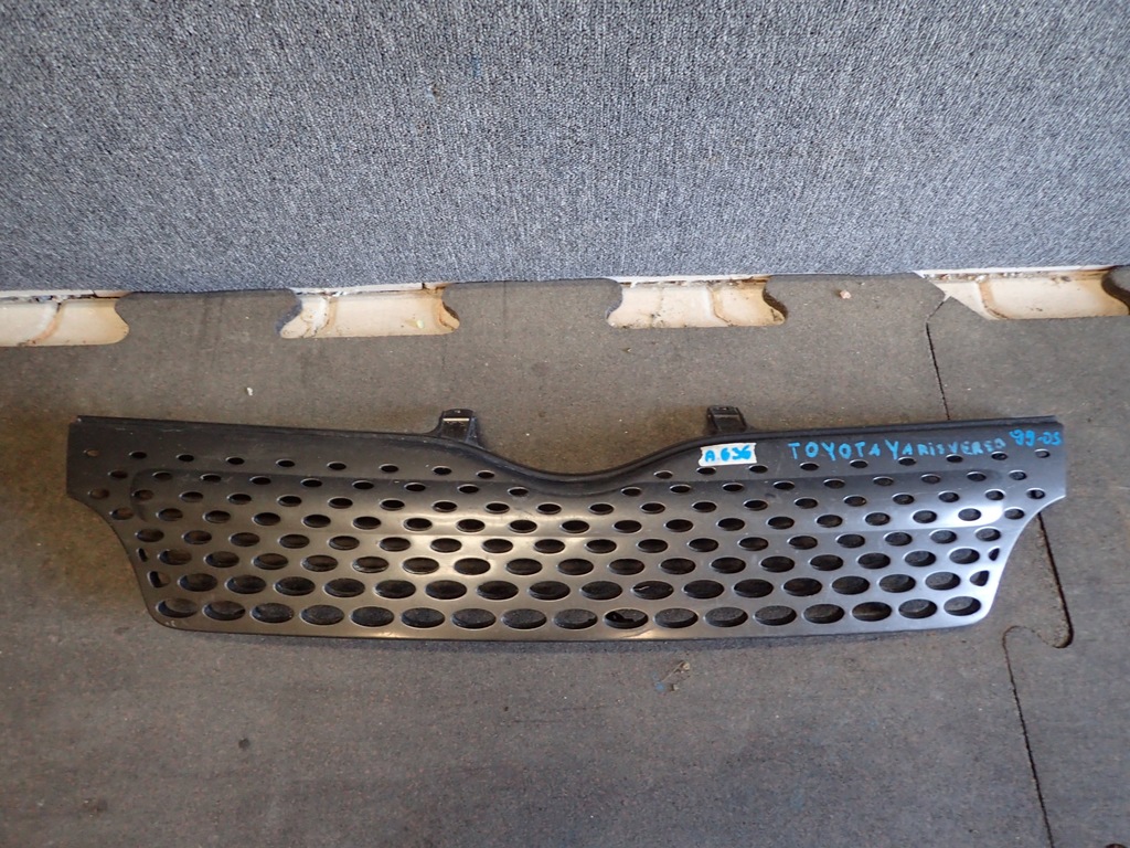 фото №1, Решітка радіатора решітка радіатора toyota yaris verso