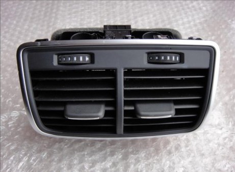 фото №1, Audi a6 c7 a7 решётка обдув задняя 4g0819203a